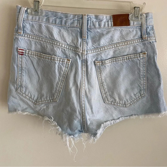 ✨3/$20 Urban Outfitters BDG Girlfriend High Rise Jean Shorts - Picture 5 of 8